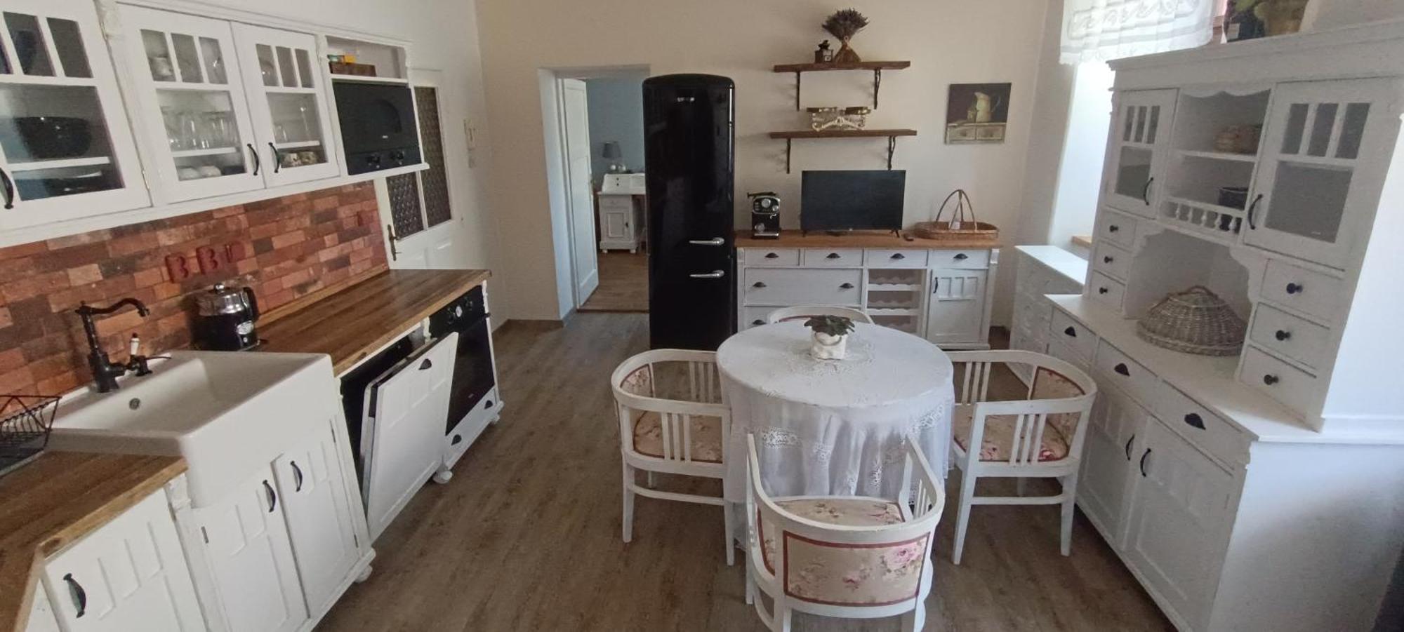 Apartment Ve Mlyne Teplice nad Metují Quarto foto